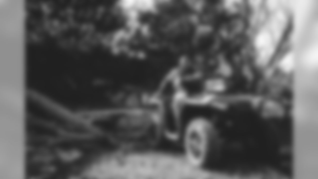 E_MK2_8300