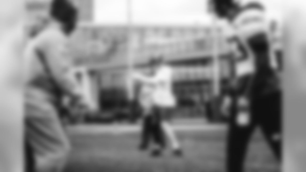 E_SNY_8712
