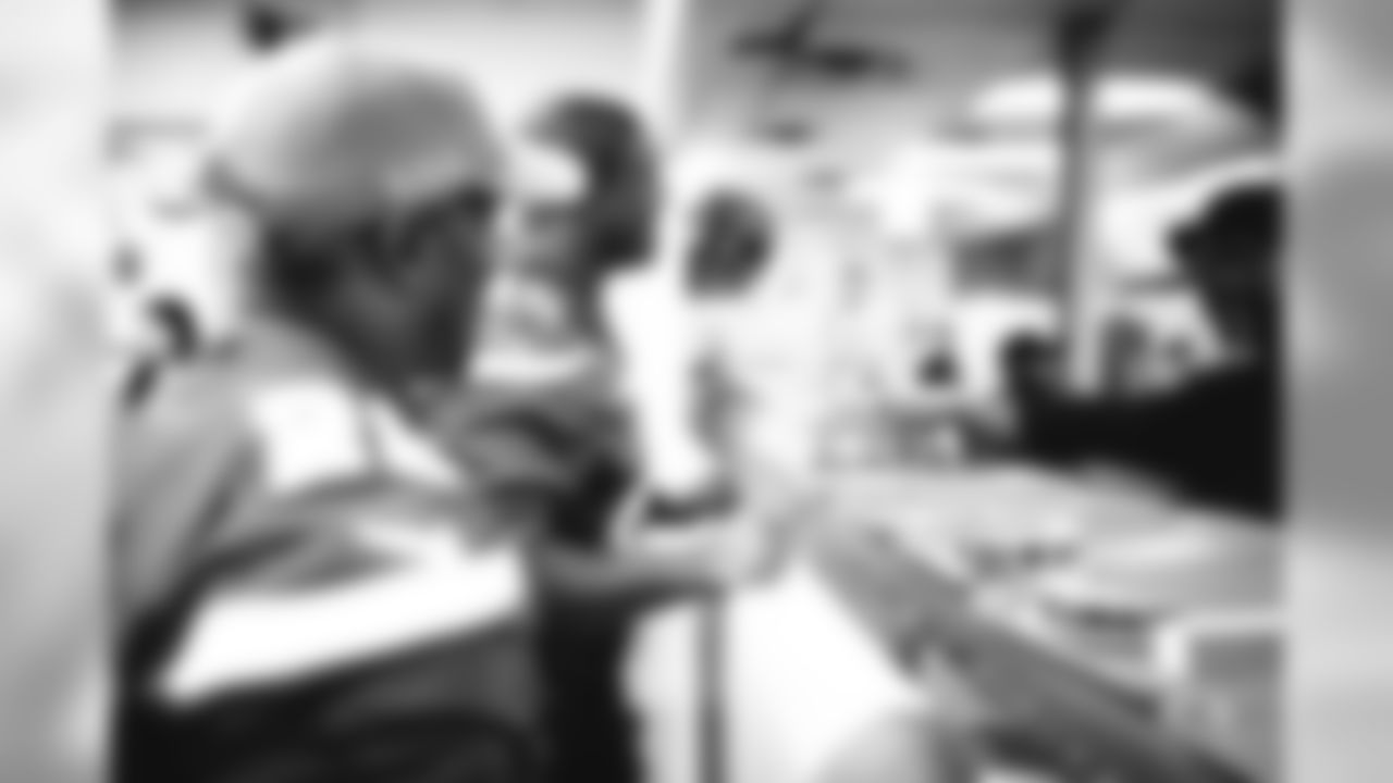 E_SNY_4380