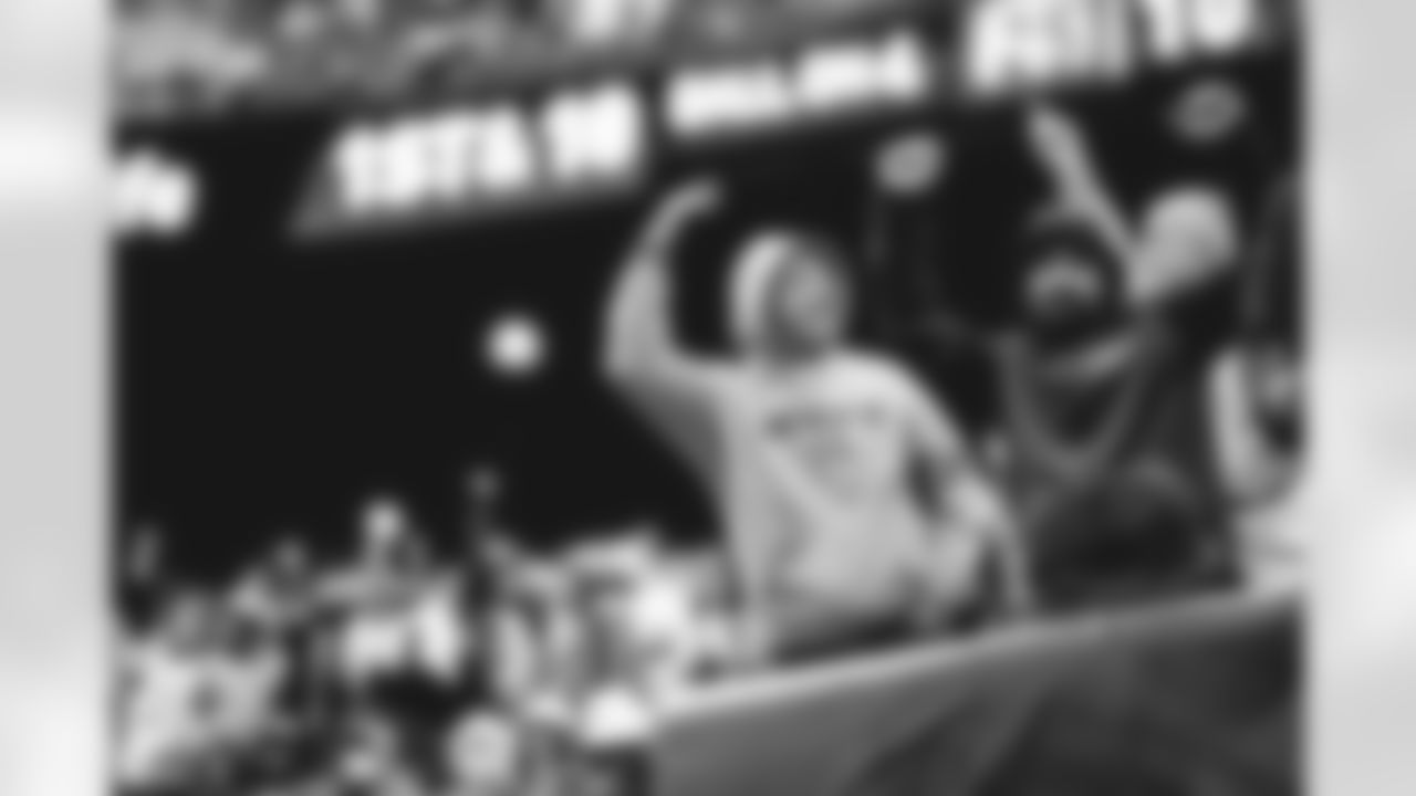 SNY_2082