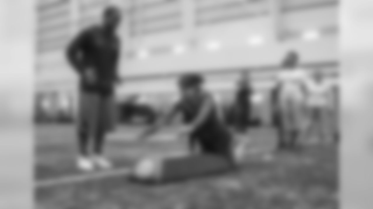 Mom's Football Safety Clinic hosted by the Jets