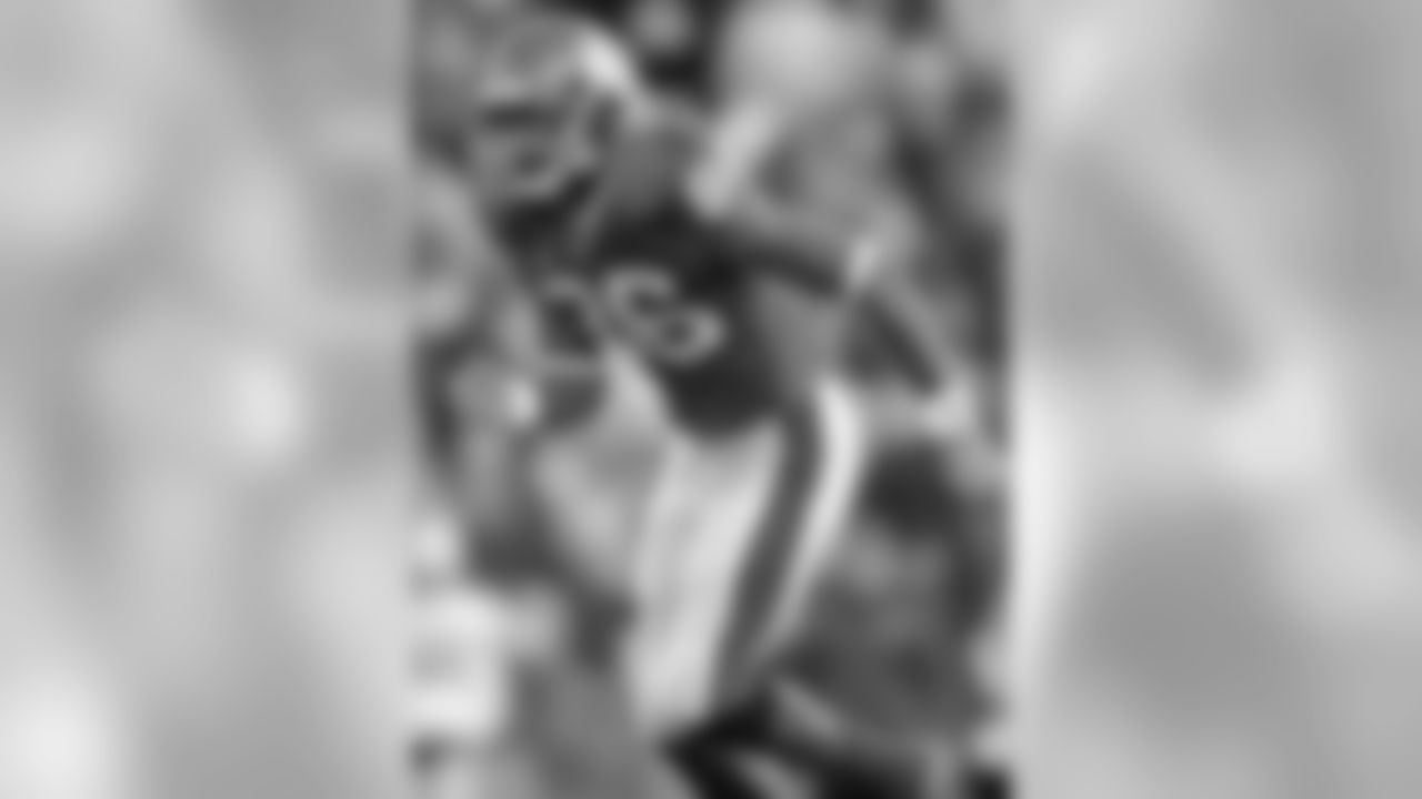 WR Marcus Henry