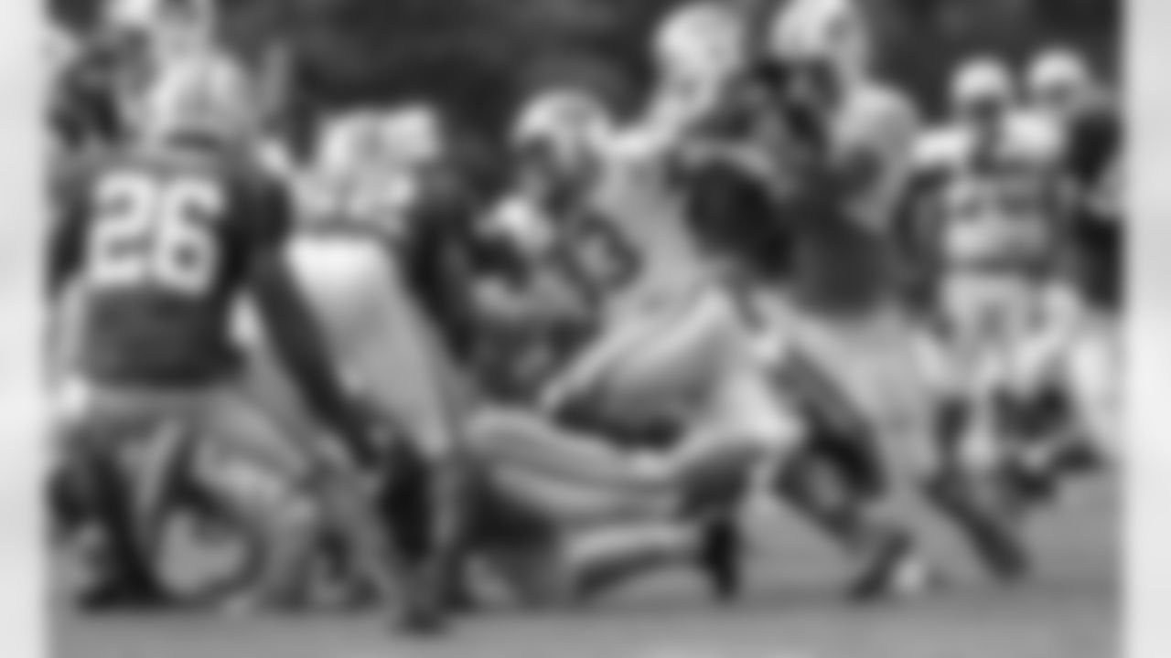 The pads came on for the first time on Friday in the New York Jets' third practice of training camp. RB Chris Ivory, with ball, was finally able to showcase his bruising style in practice.