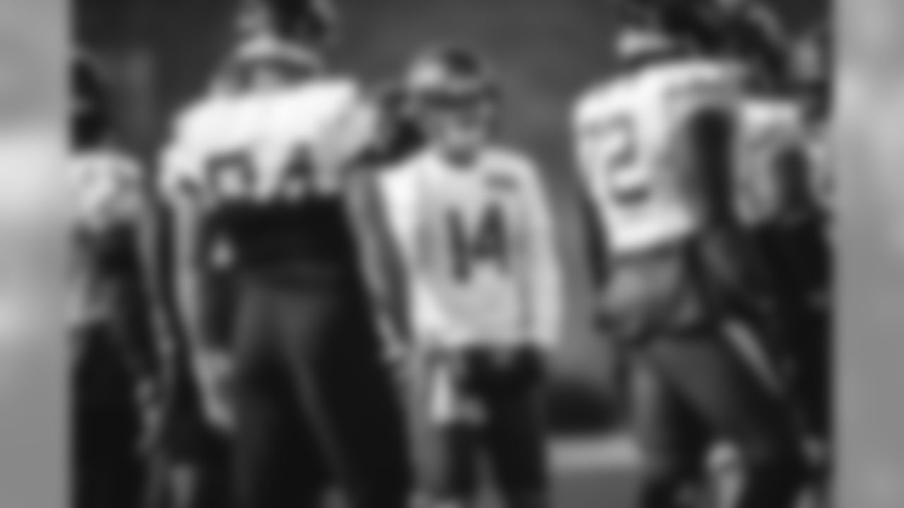 E_SNY_0051