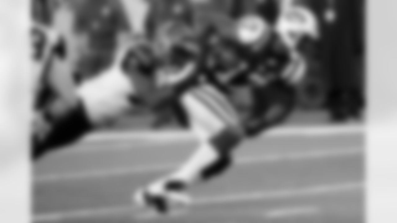 2010 Week 12 Jets vs Bengals Game Photos