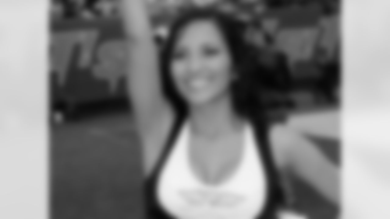 Jessica M. 2009 Flight Crew Member Photos