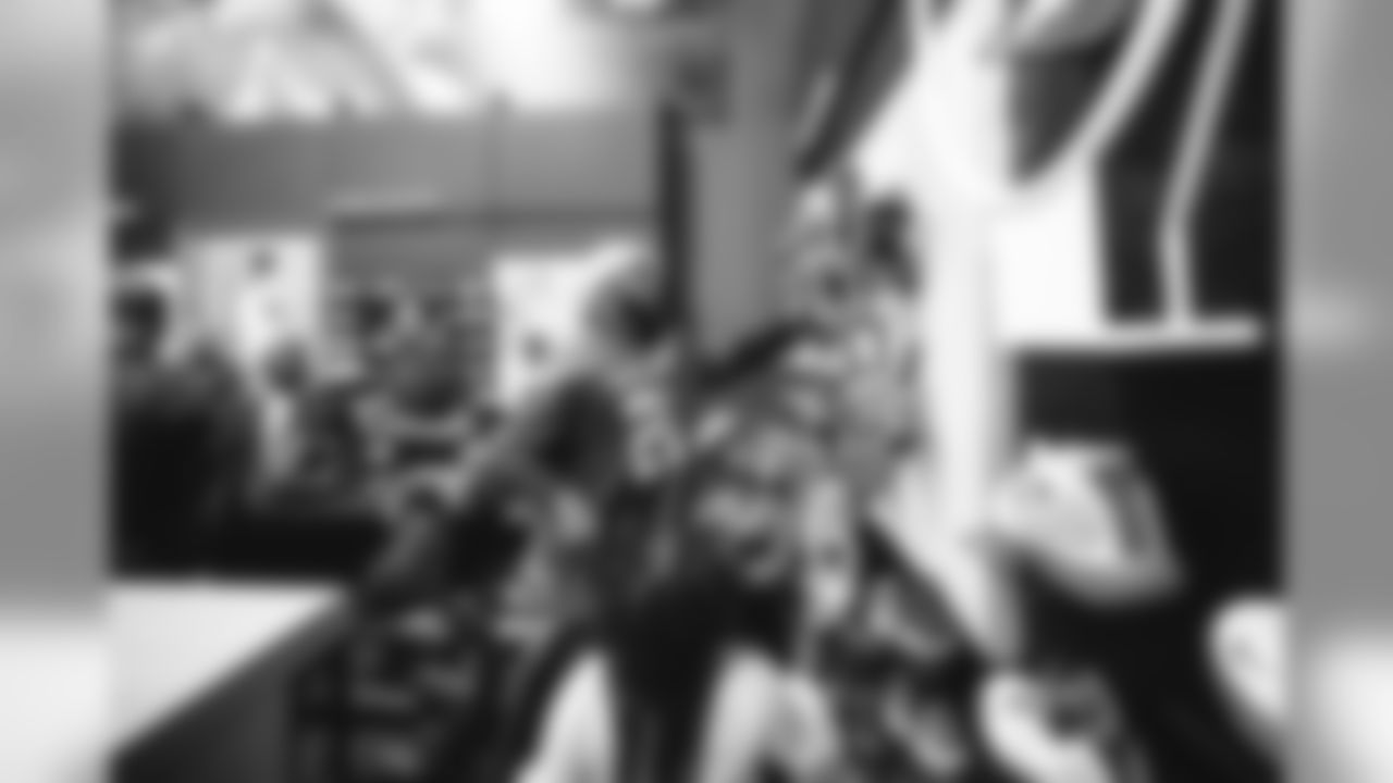 E_SNY_3356