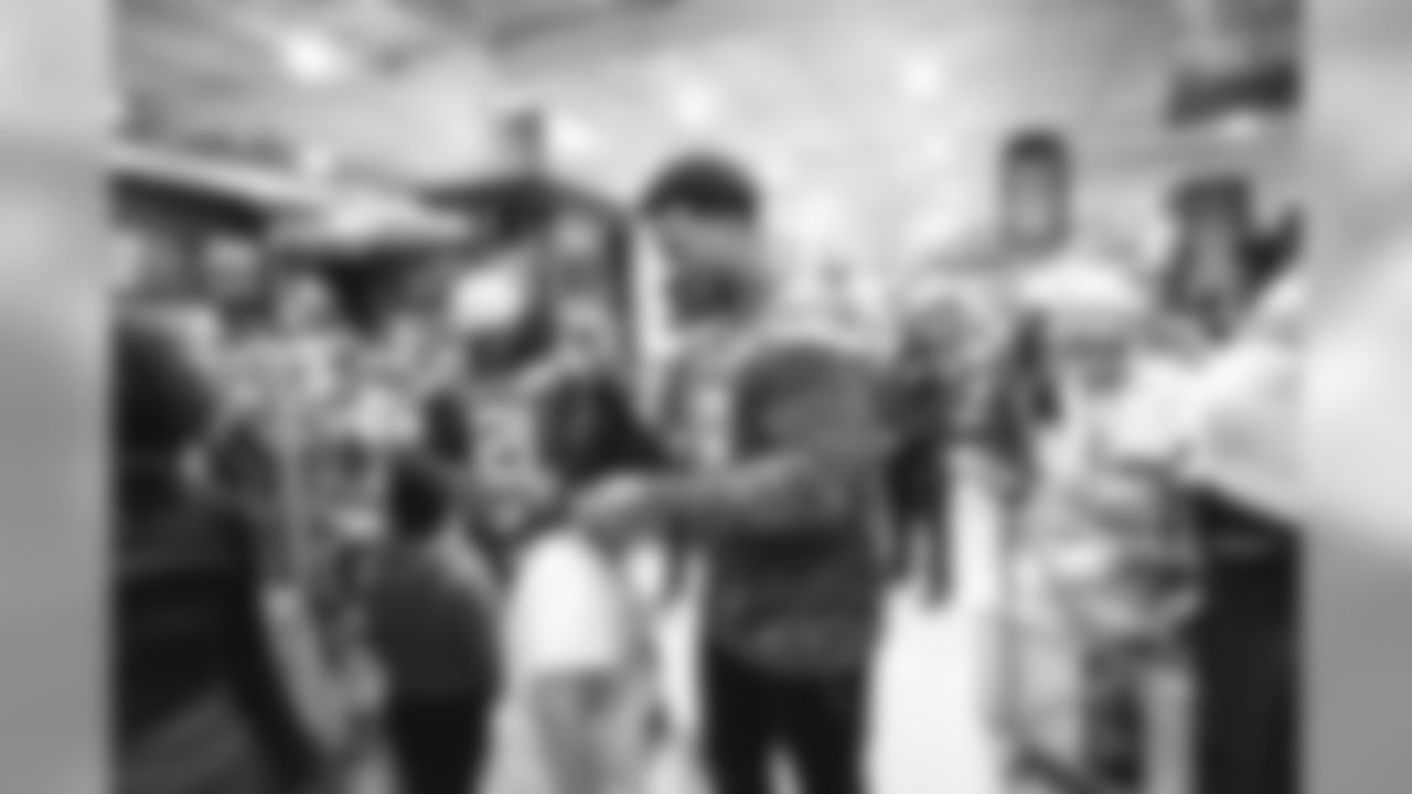 E_SNY_3466