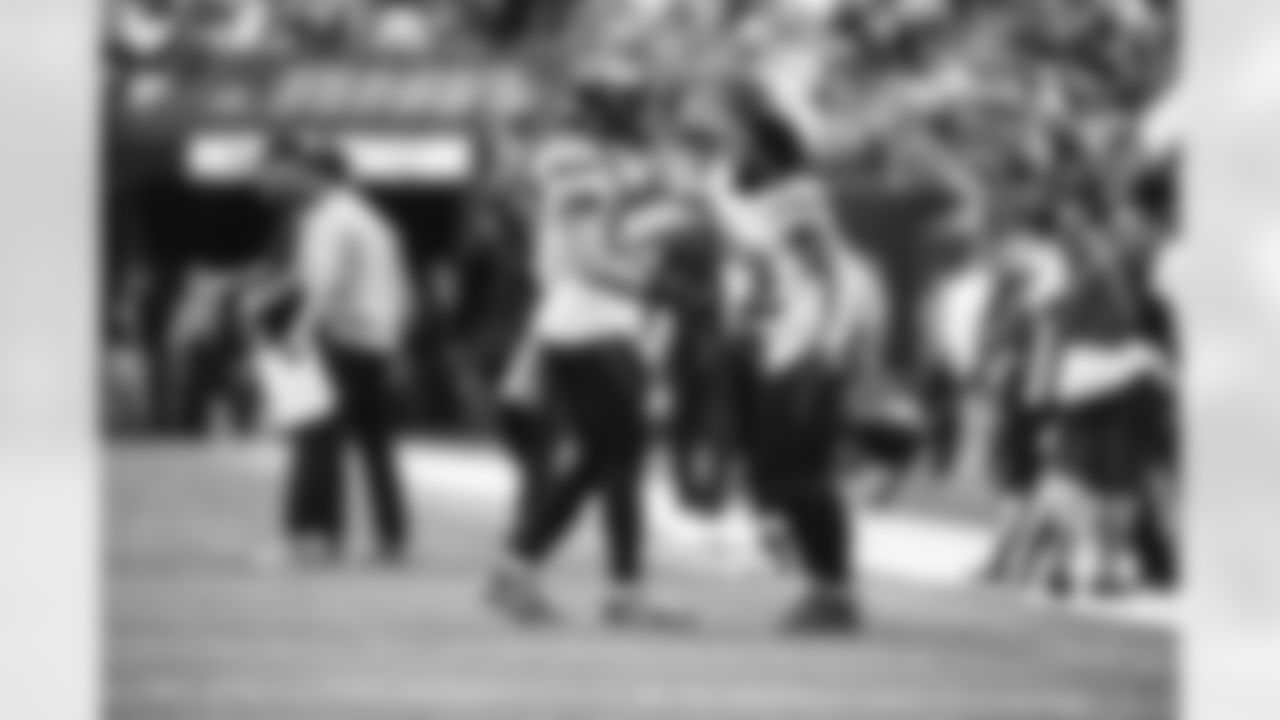 E_DC1_4482