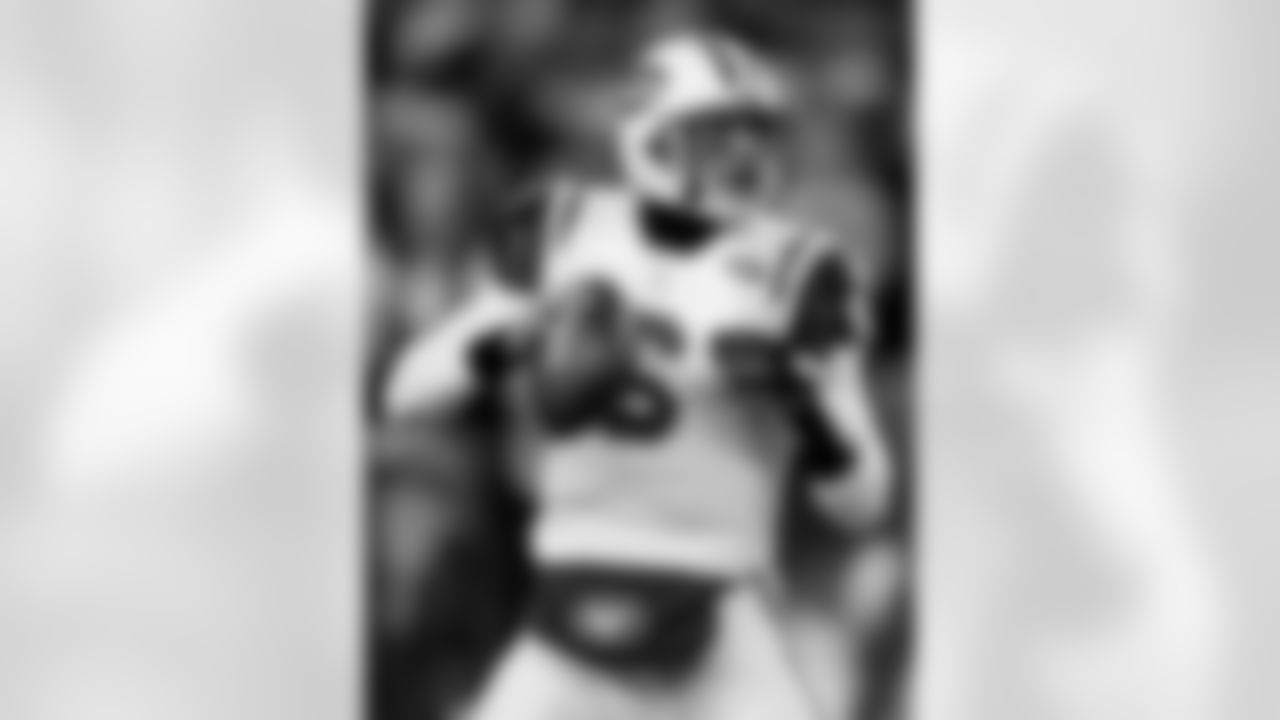 2010 Week 13 Jets vs Patriots Game Photos