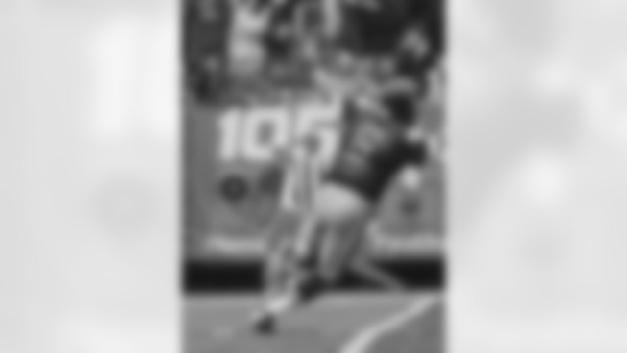 2009 Week 3 - Jets vs Titans Photos