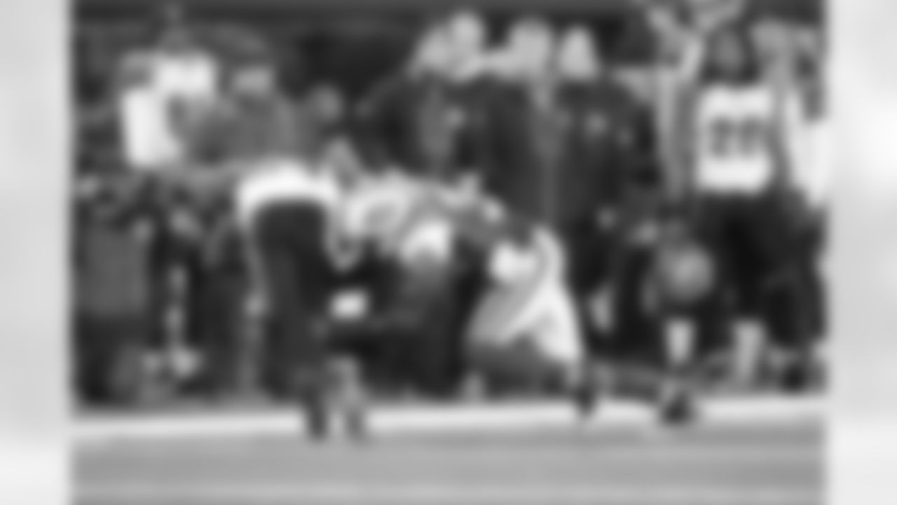2010 Week 12 Jets vs Bengals Game Photos