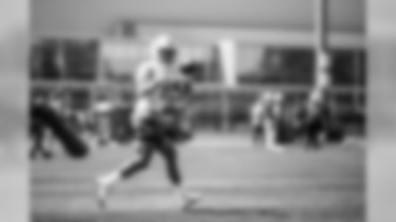 E_5D4_4797