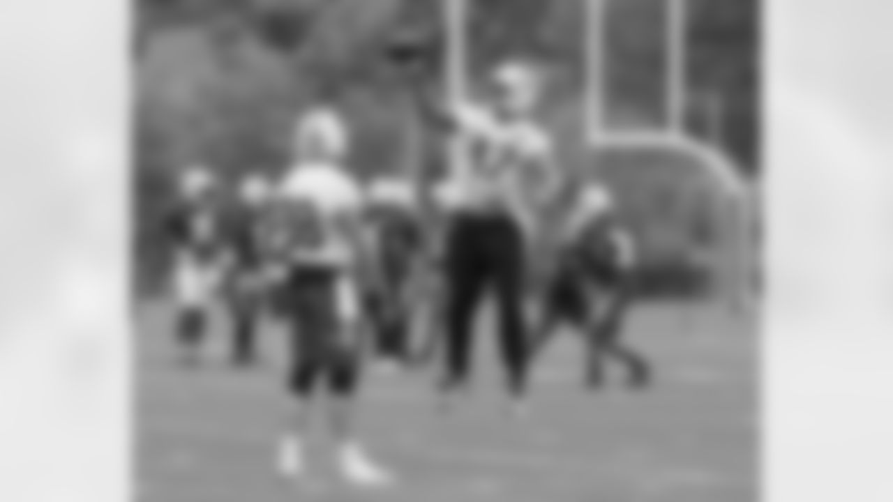 TE Kellen Davis
