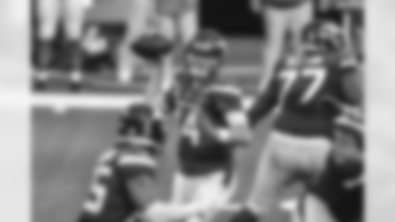 E_Jets_Rams_052