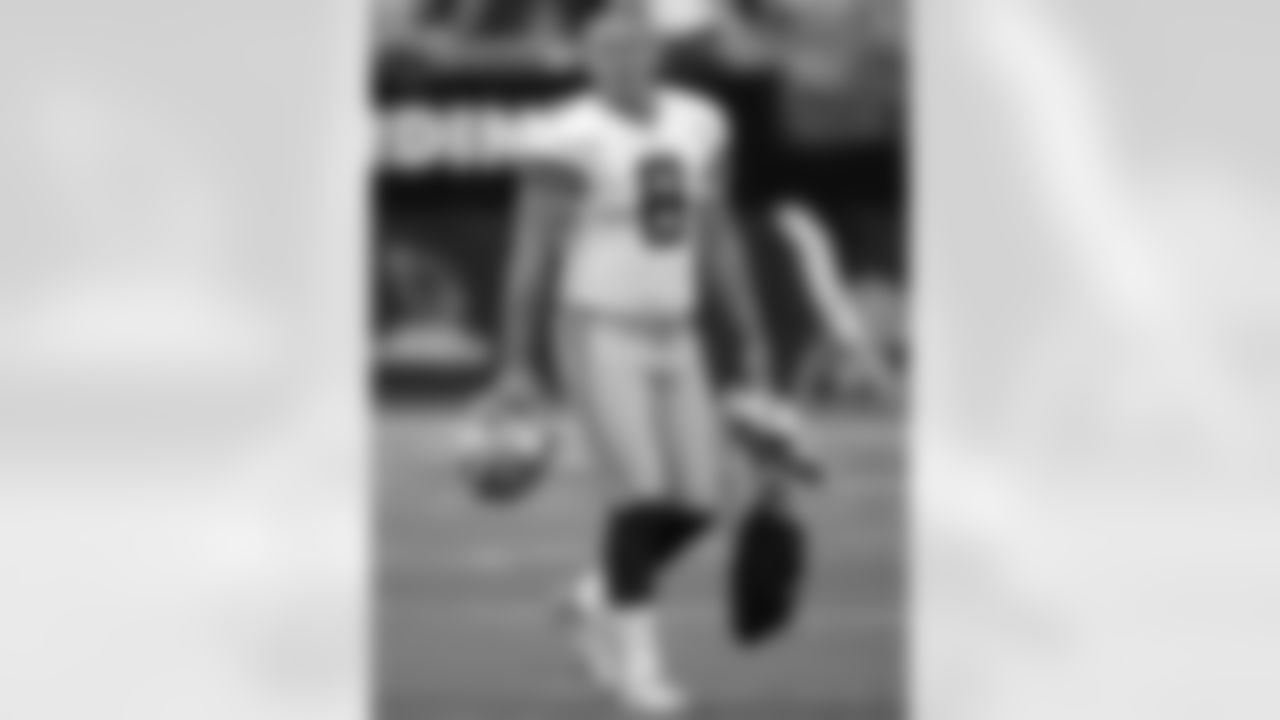 K Nick Folk Photos