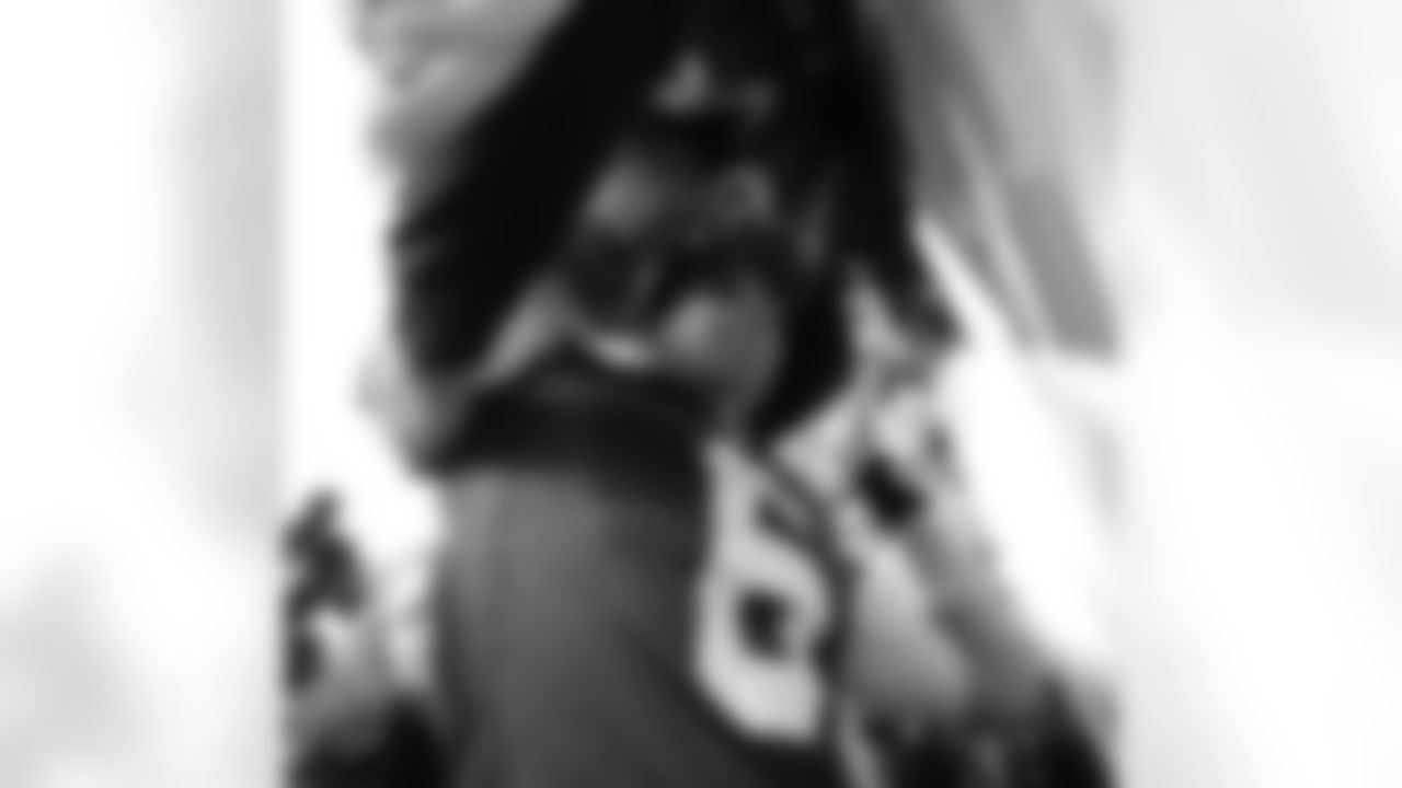 2010 Week 17 Jets vs Bills Game Photos