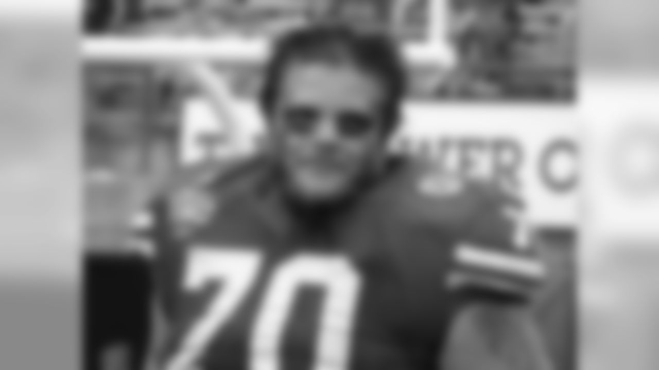 OL Matt Slauson