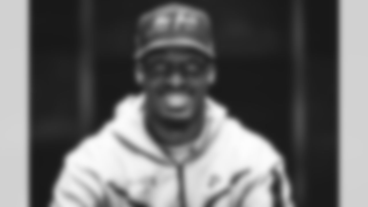 RB Breece Hall