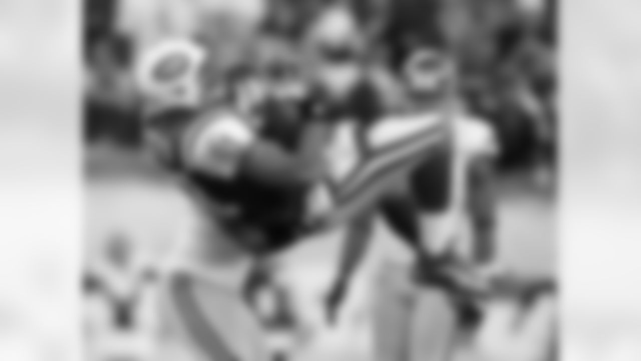 2011 Regular Season Week 16 Jets vs. Giants Game Photos