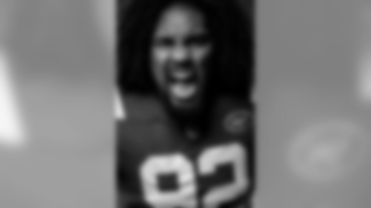 92 Leonard Williams