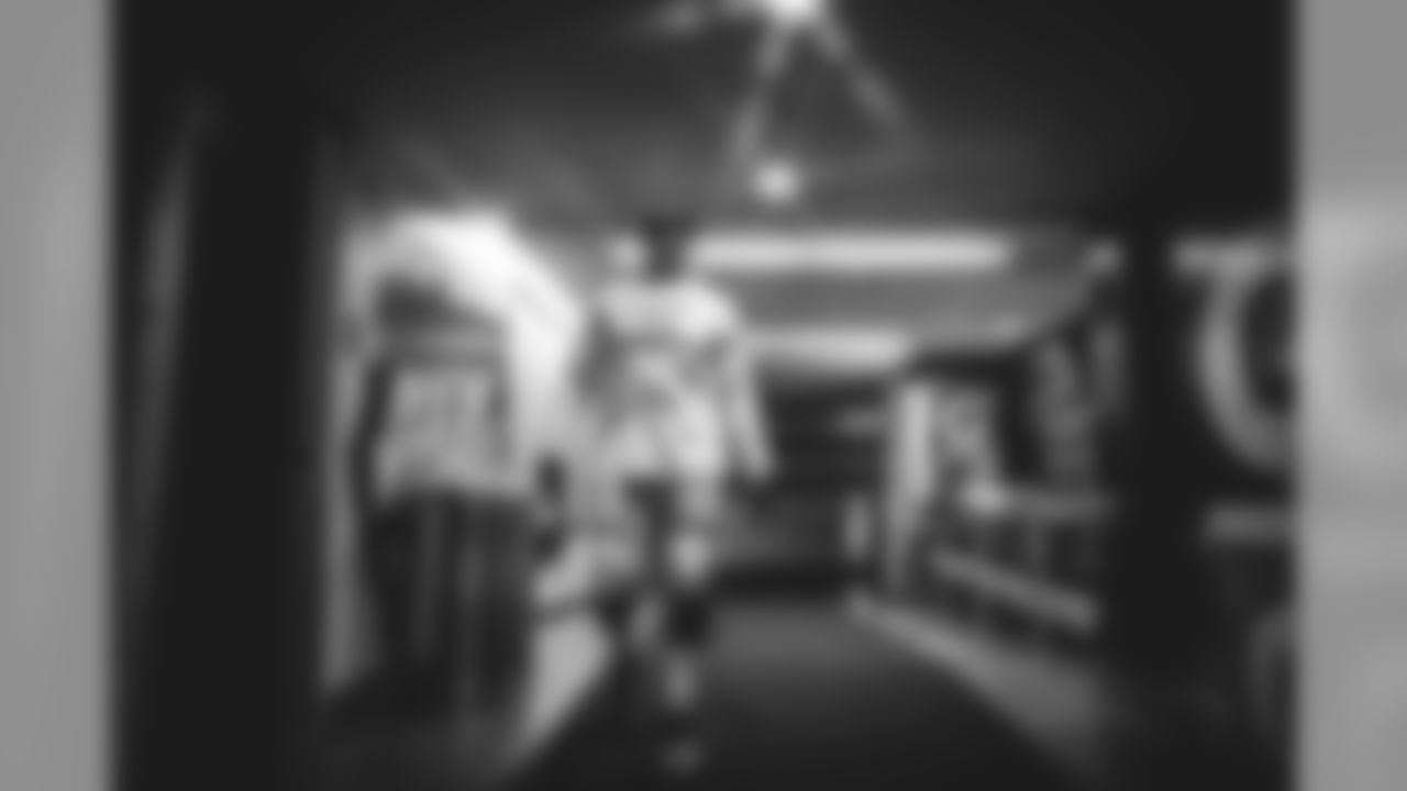 E_1D2_0481