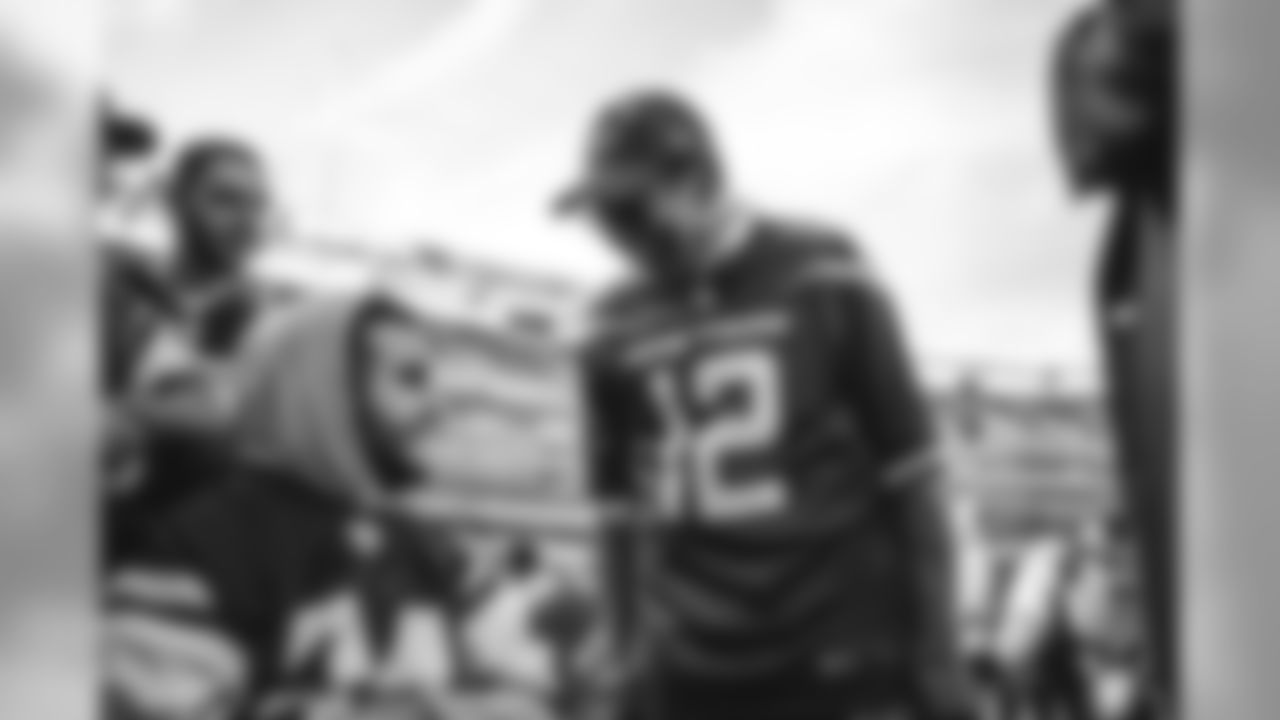 E_SNY_8190