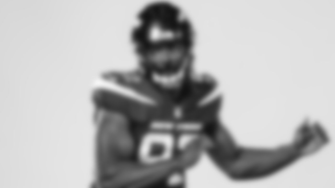 DL Jabari Zuniga