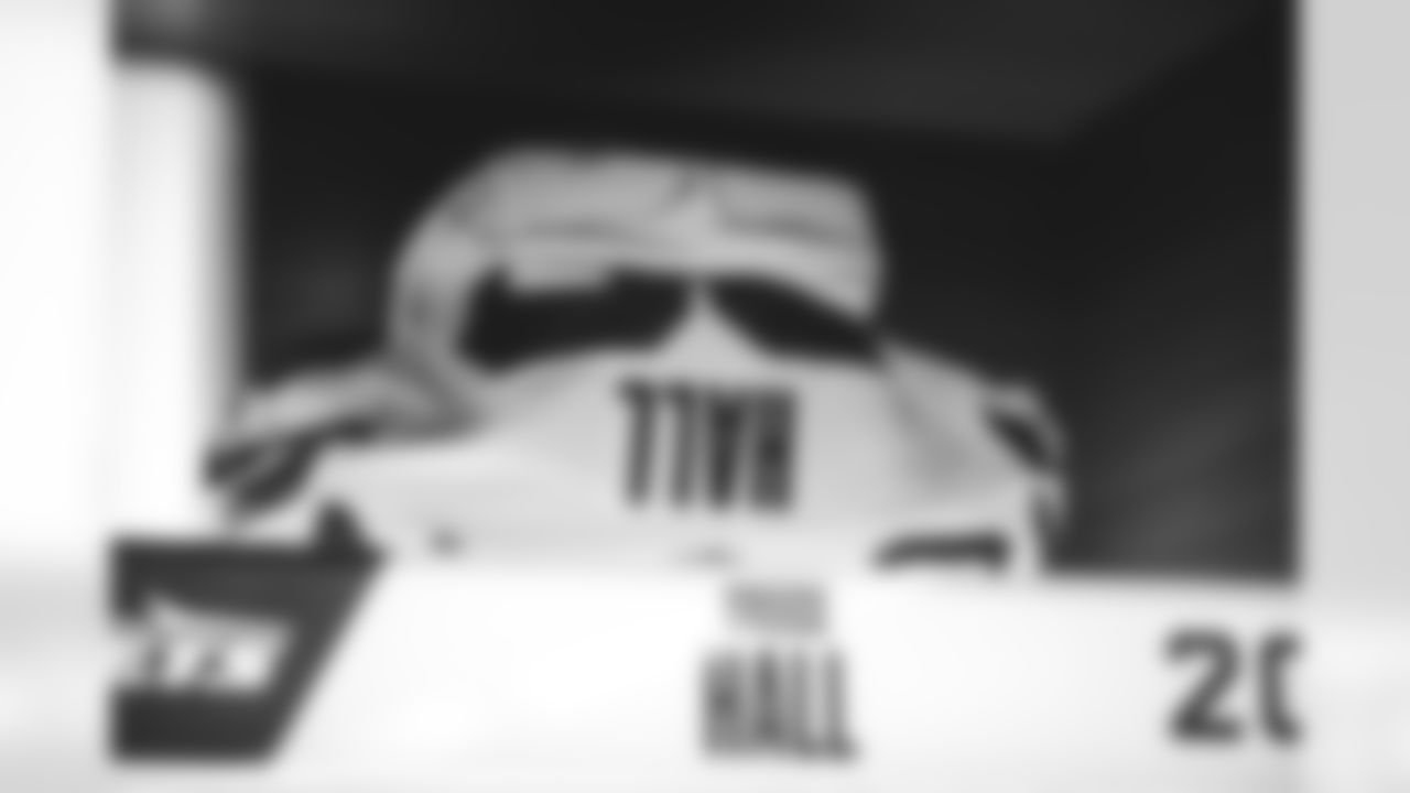 E_JB1_9857_1