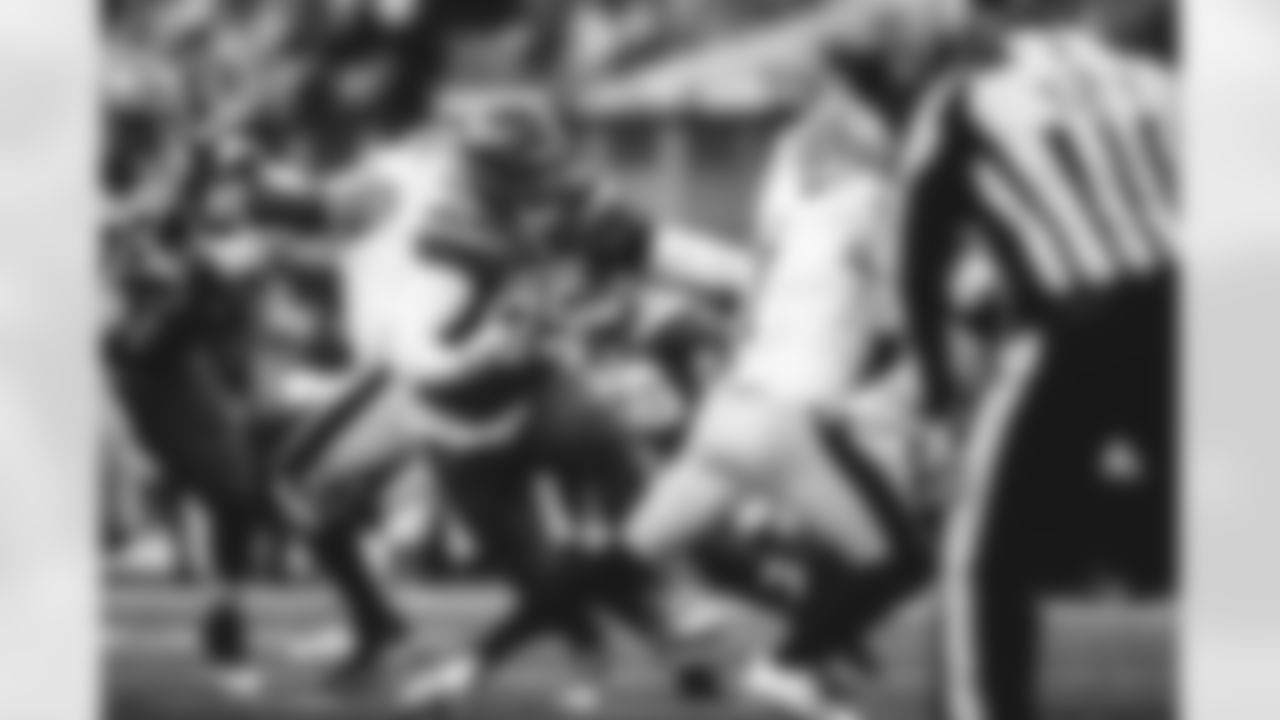 E_SNY_1430
