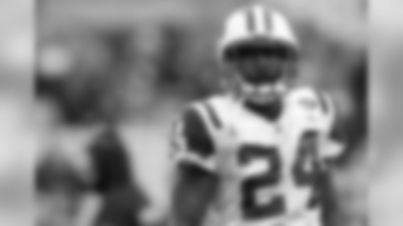 The Best Photos Of Darrelle Revis