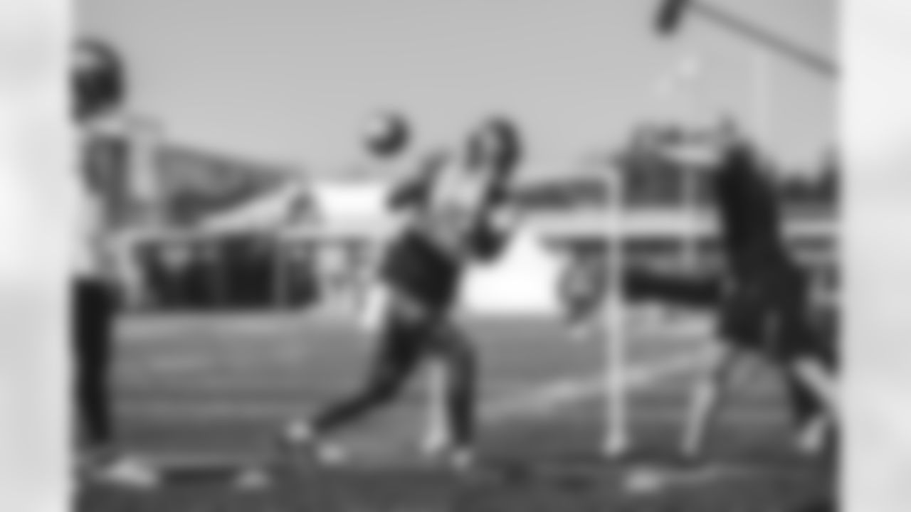 E_JB1_2596