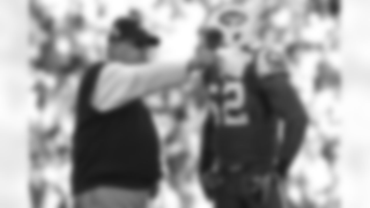 2011 Regular Season Week 9 Jets at Bills Game Photos