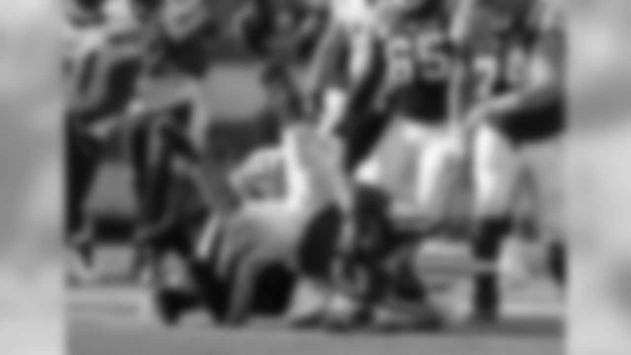 2011 Regular Season Week 7 Jets vs. Chargers Game Photos