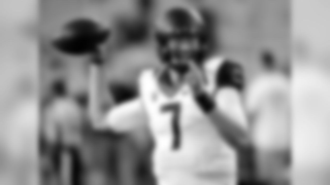 QB Davis Webb (Cal)