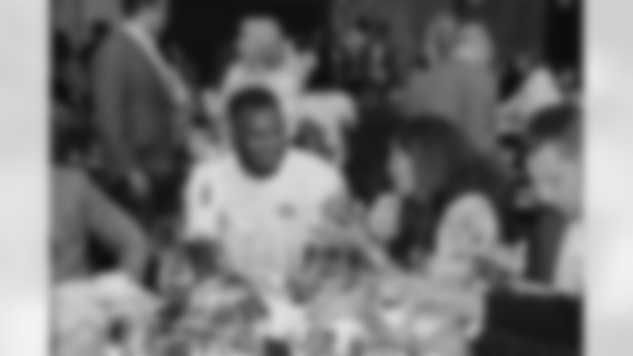 20220901-Jets Luncheon Quick Selects-40
