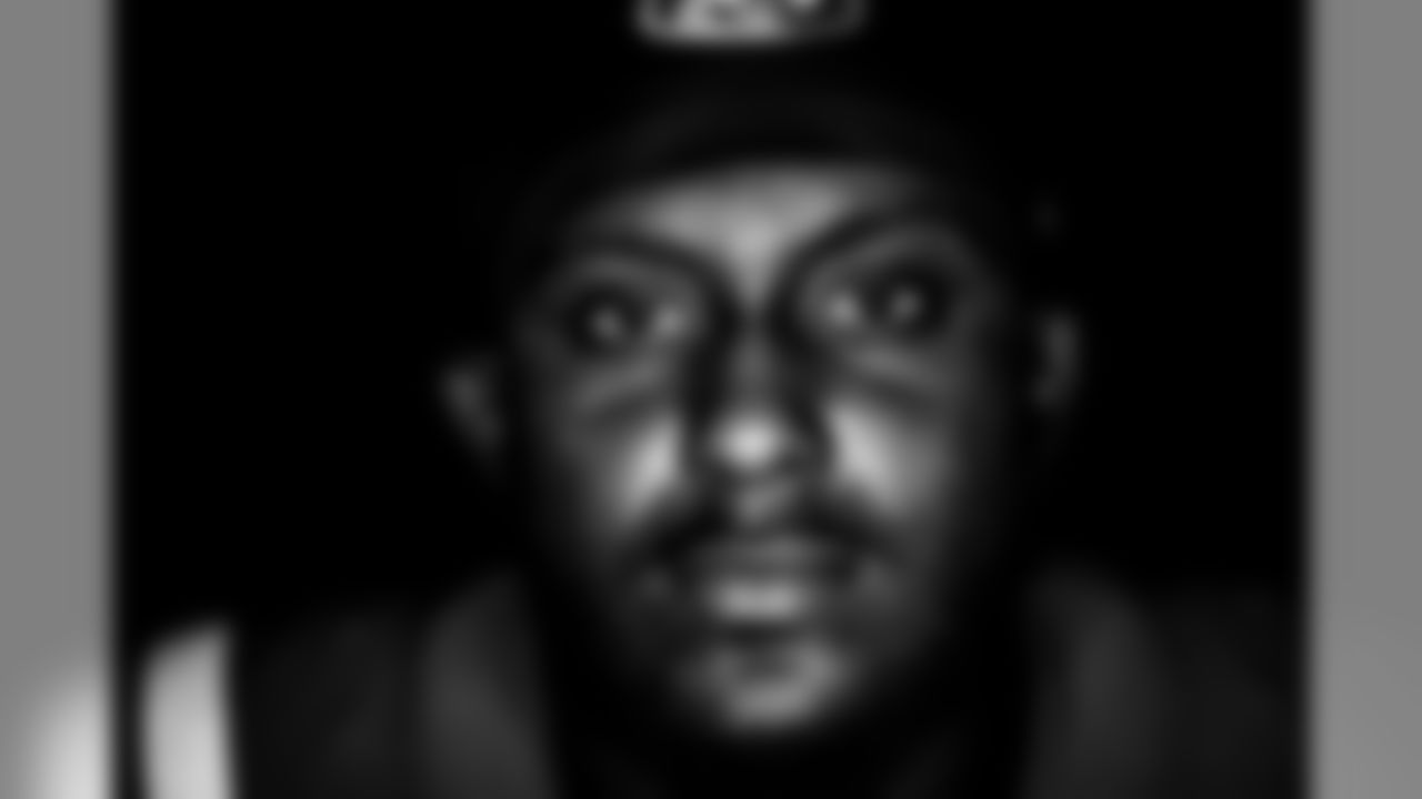 20 Isaiah Crowell