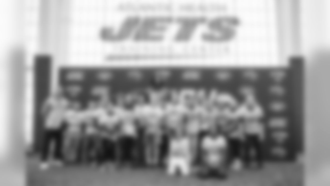 E_SNY_8331