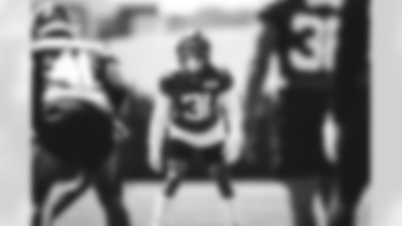 E_SNY_9695