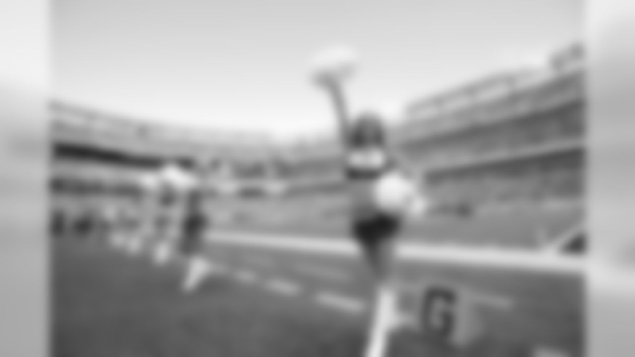 New York Jets Flight Crew: Jets vs Jaguars