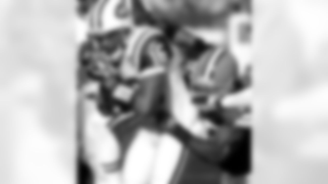 2010 Week 10 Jets vs Browns Game Photos