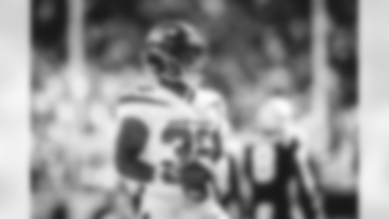 SNY_4210_1