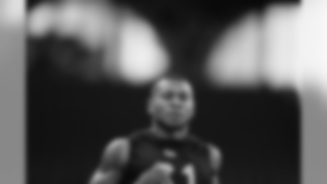 Minnesota defensive back Antoine Winfield Jr. runs the 40-yard dash at the NFL football scouting combine in Indianapolis, Sunday, March 1, 2020. (AP Photo/Charlie Neibergall)
