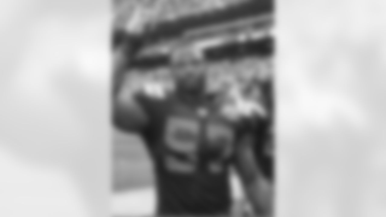 2009 Week 3 - Jets vs Titans Photos