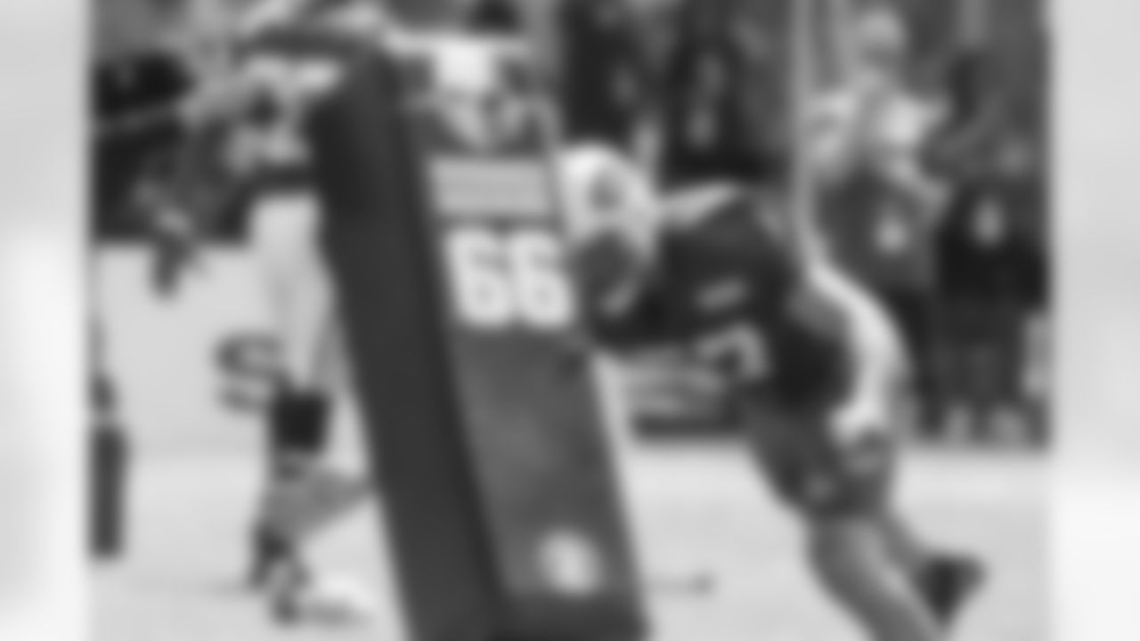 LB Trevor Reilly