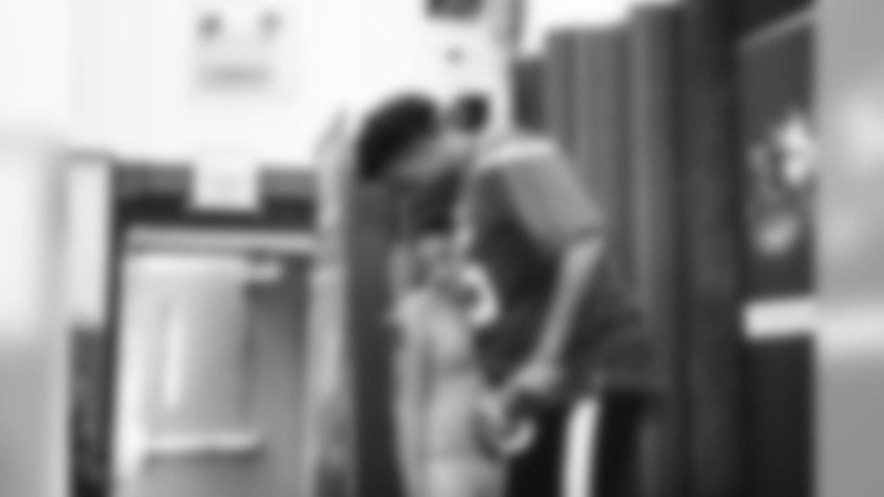E_SNY_8102