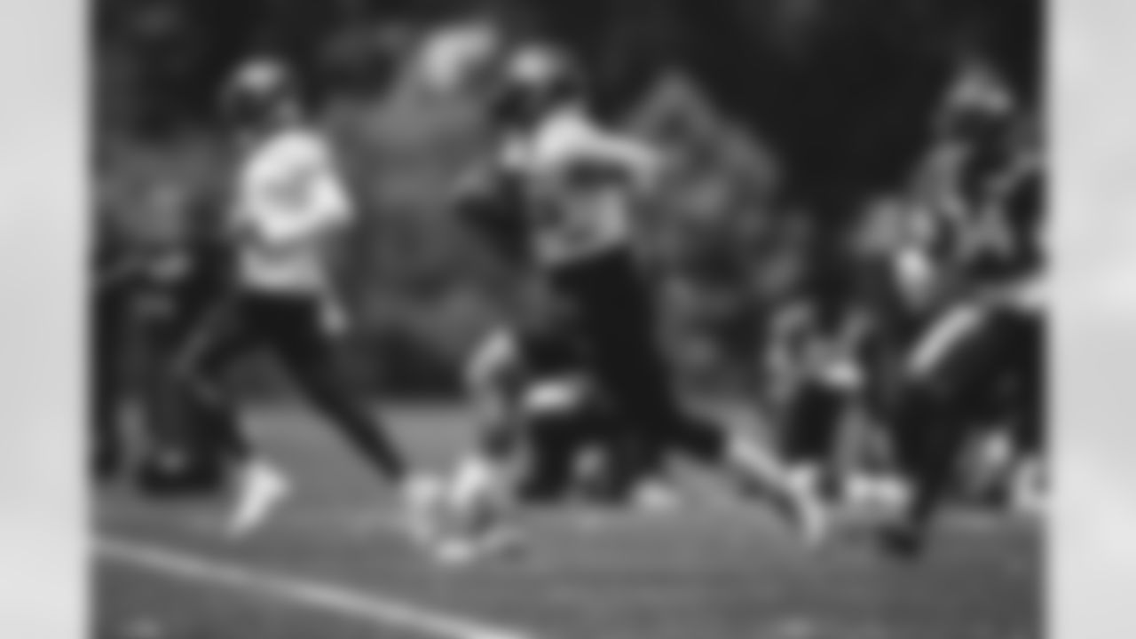 TE Trevon Wesco