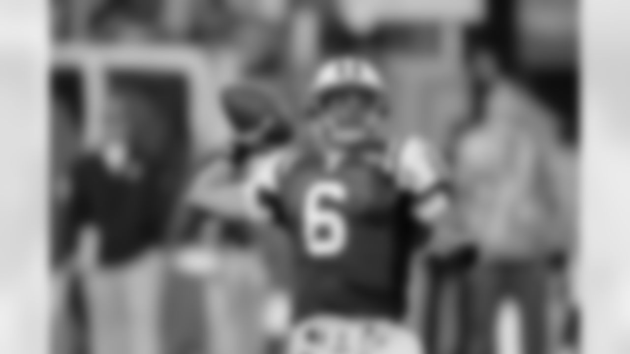 2010 Week 8 Jets vs Packers Game Photos