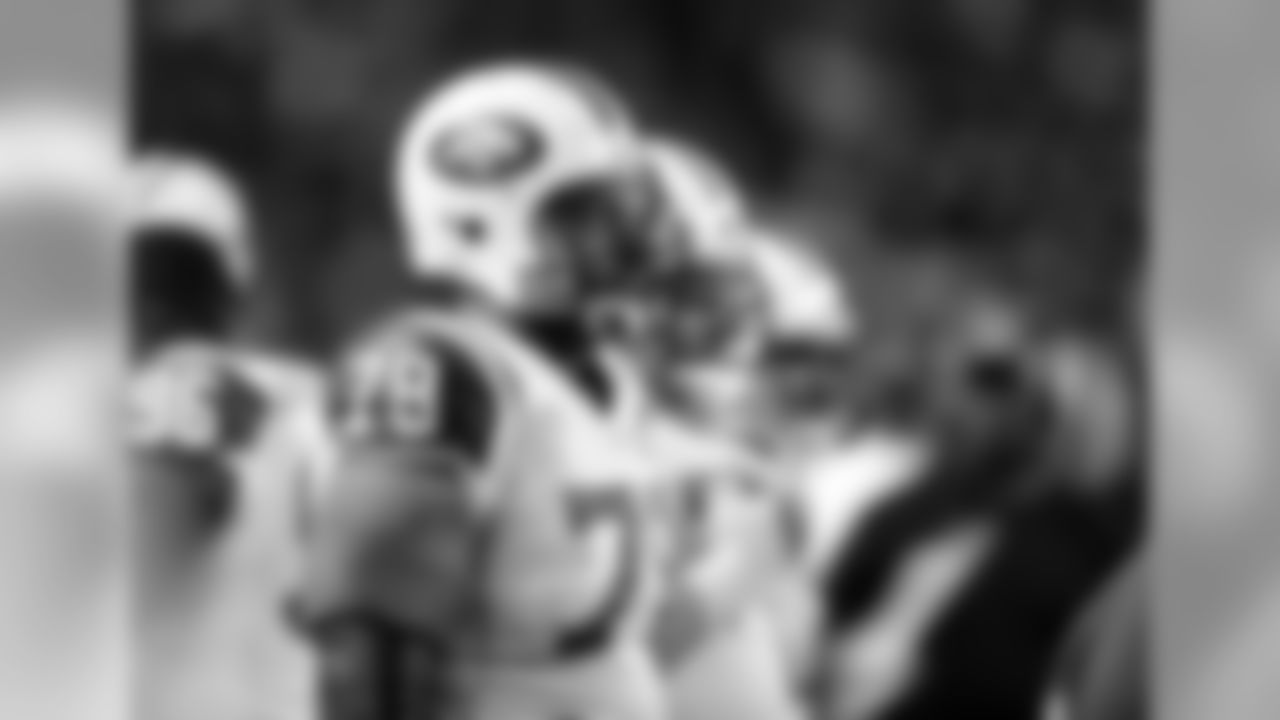 2011 Regular Season Week 11 Jets at Broncos Game Photos
