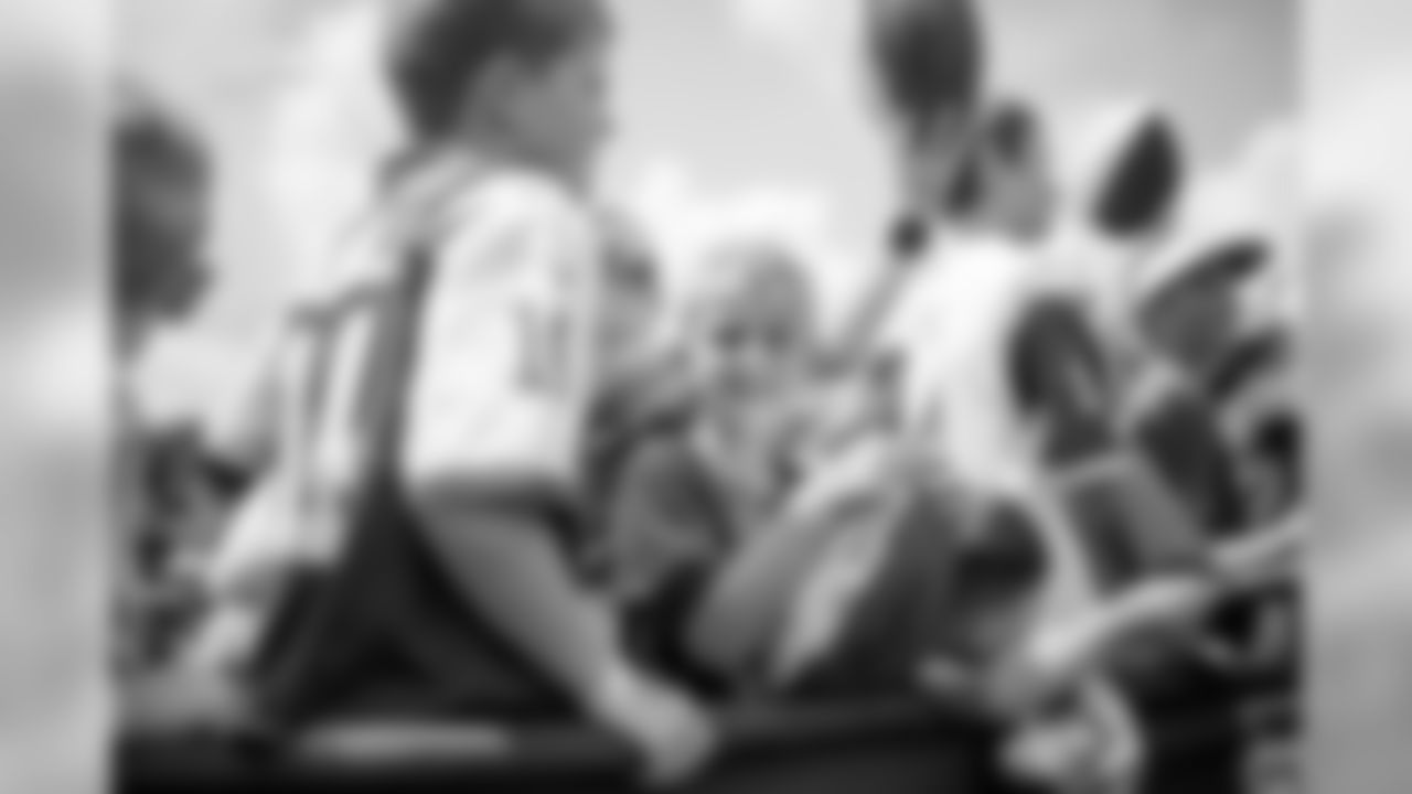 E_SNY_0059